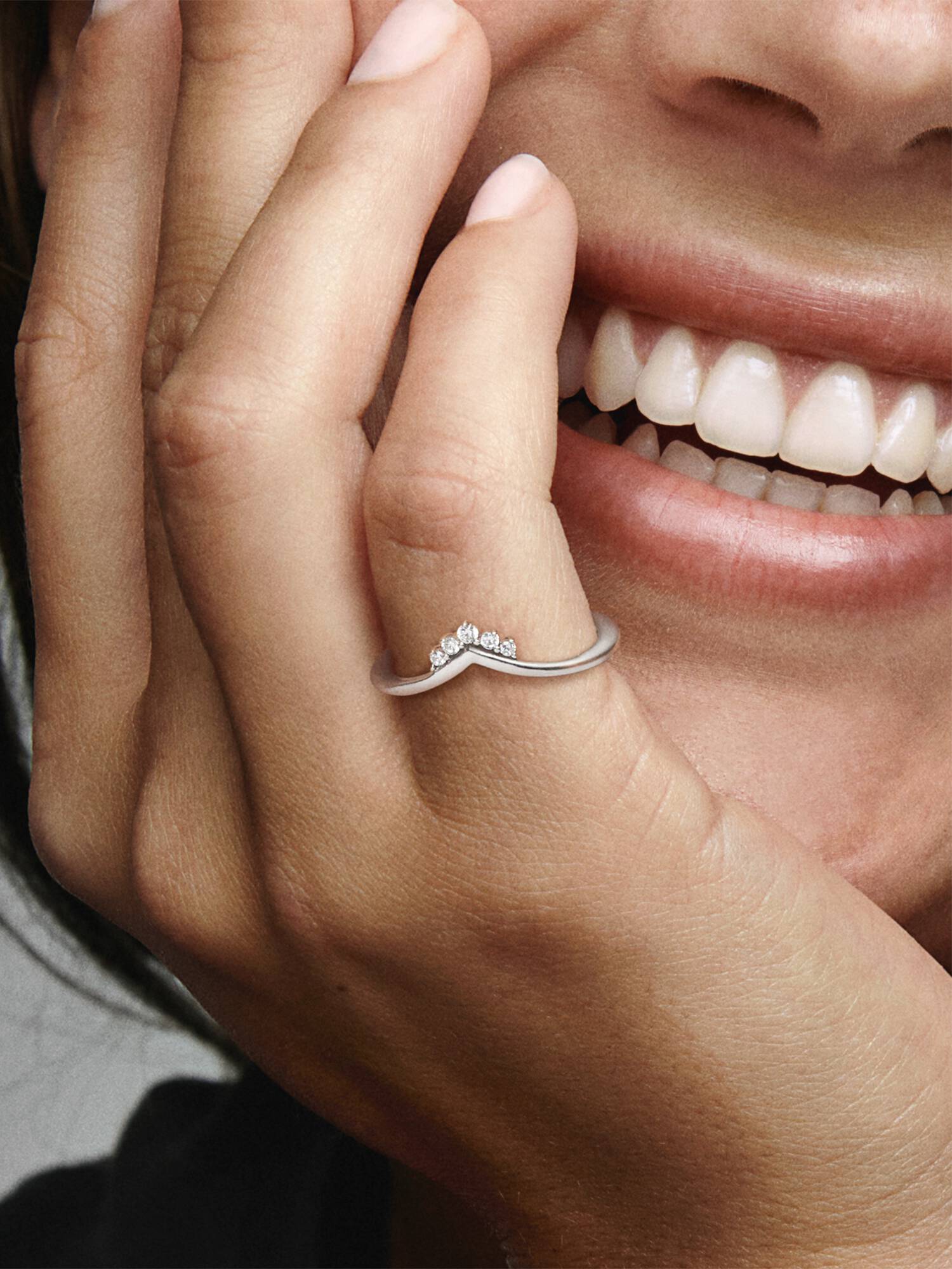 Anel Tiara Wishbone