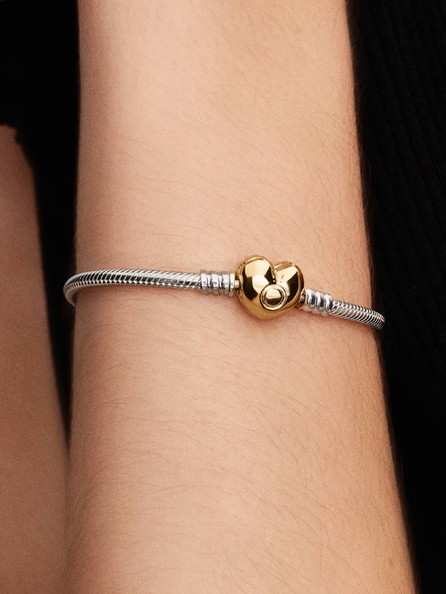 Pulseira Malha Snake Fecho Coração