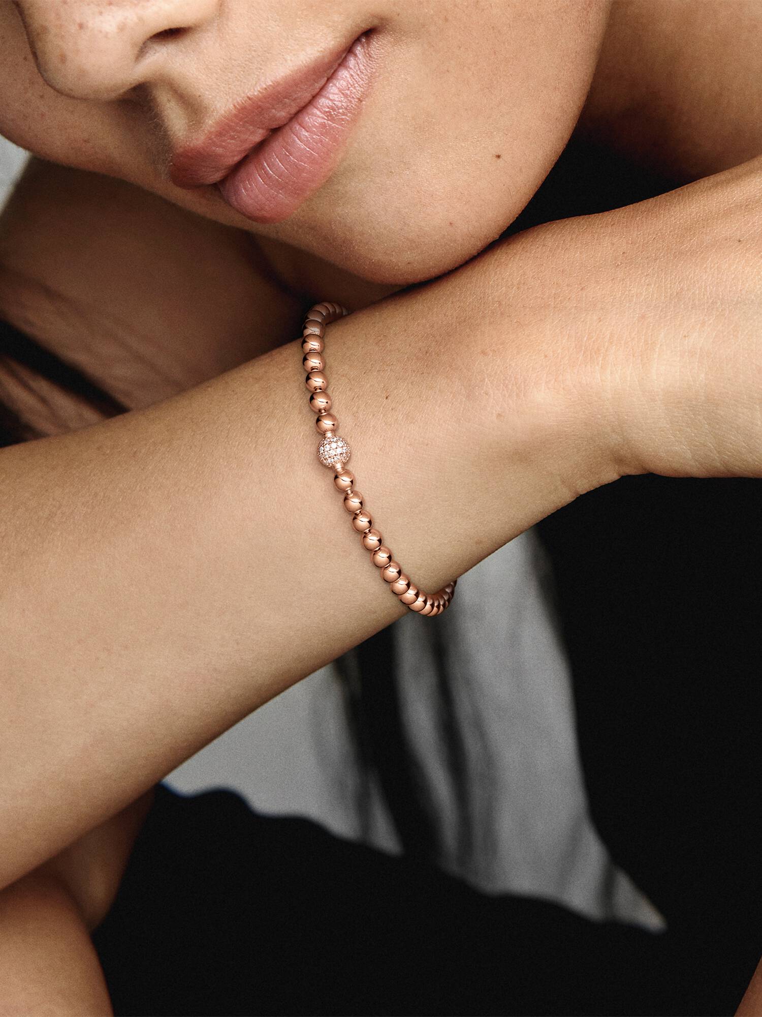 Pulseira Esferas e Pavé