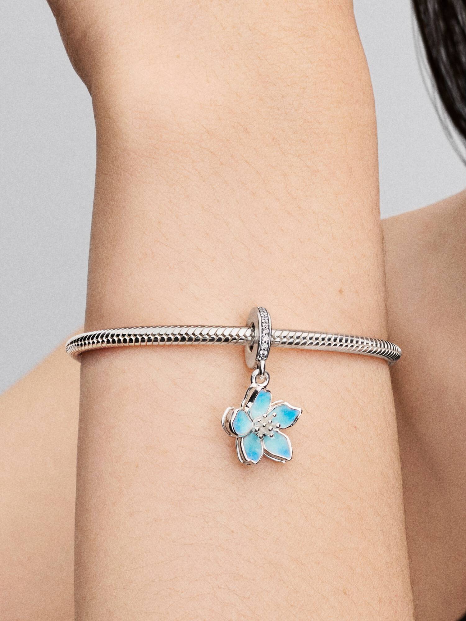 Conta Pendente Flor Azul