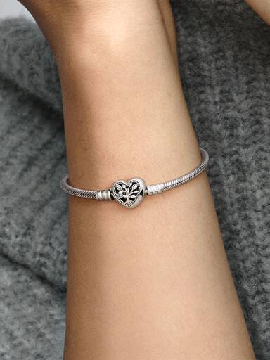 Pulseira Malha Snake Fecho Coração Árvore de Família