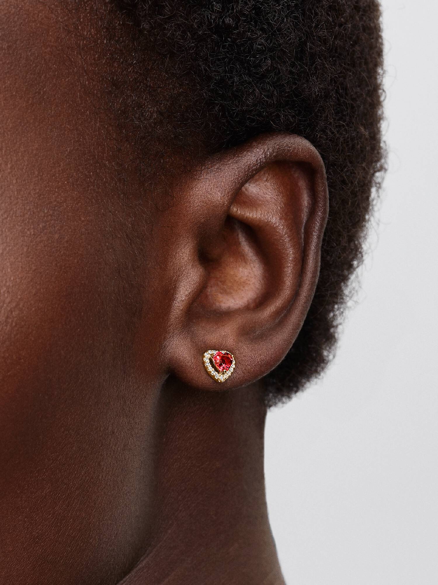 Brincos Elevated Heart