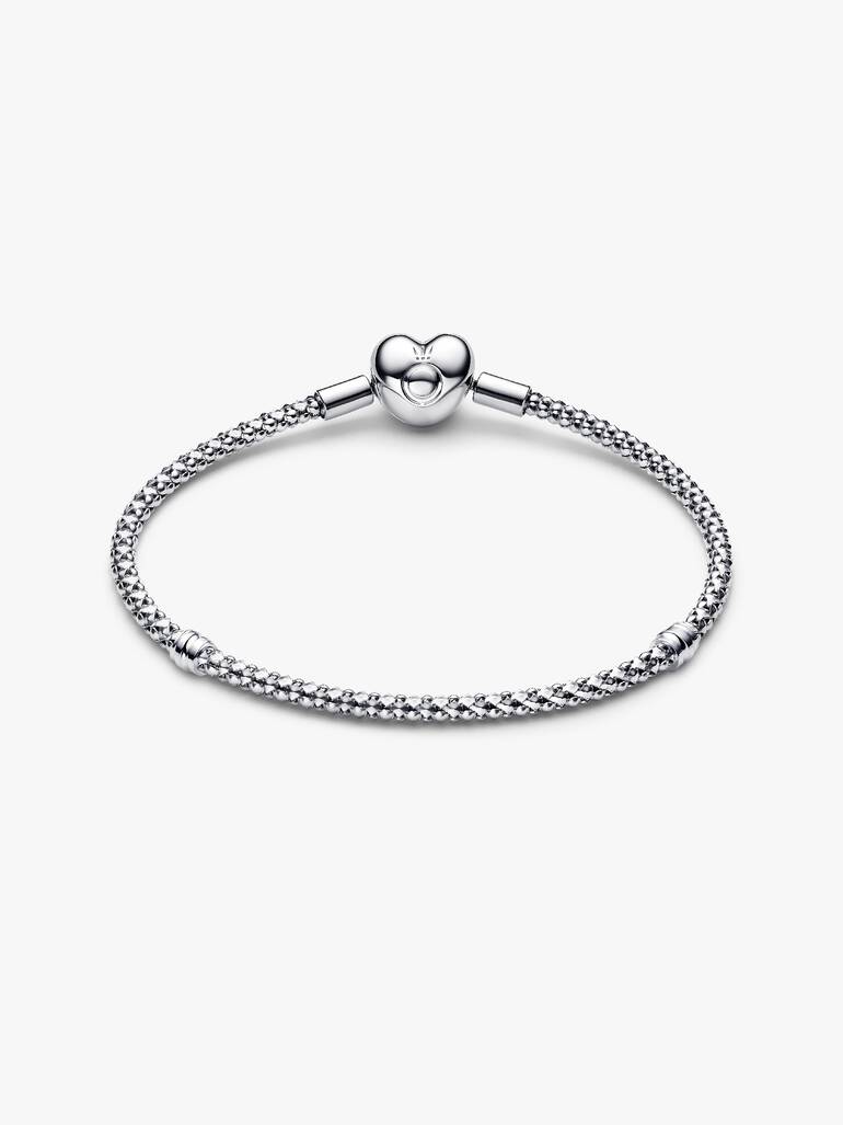 Pulseira de Corrente com Tachas Fecho Coração