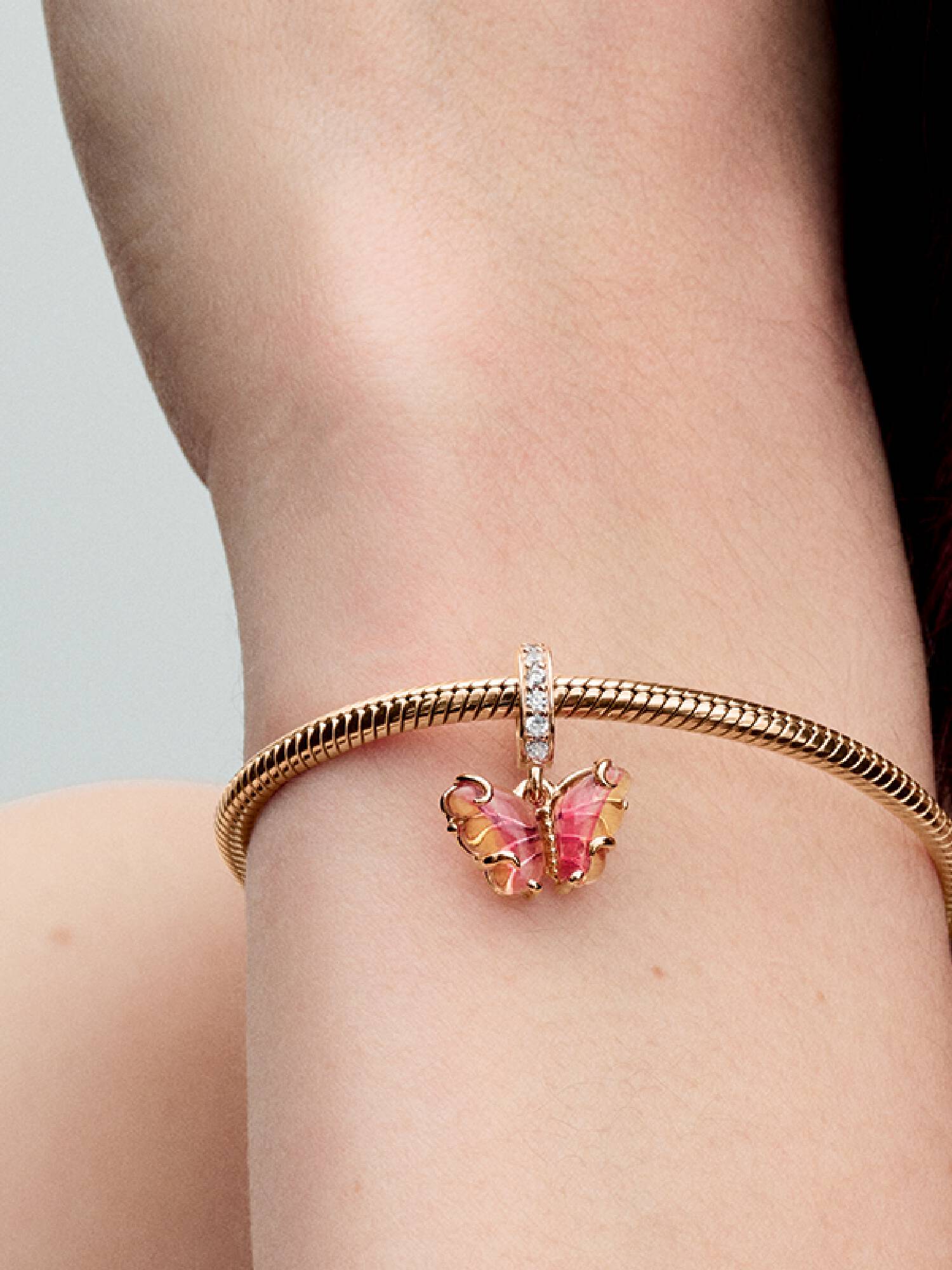 Conta Pendente Borboleta em Vidro Murano Rosa e Amarelo