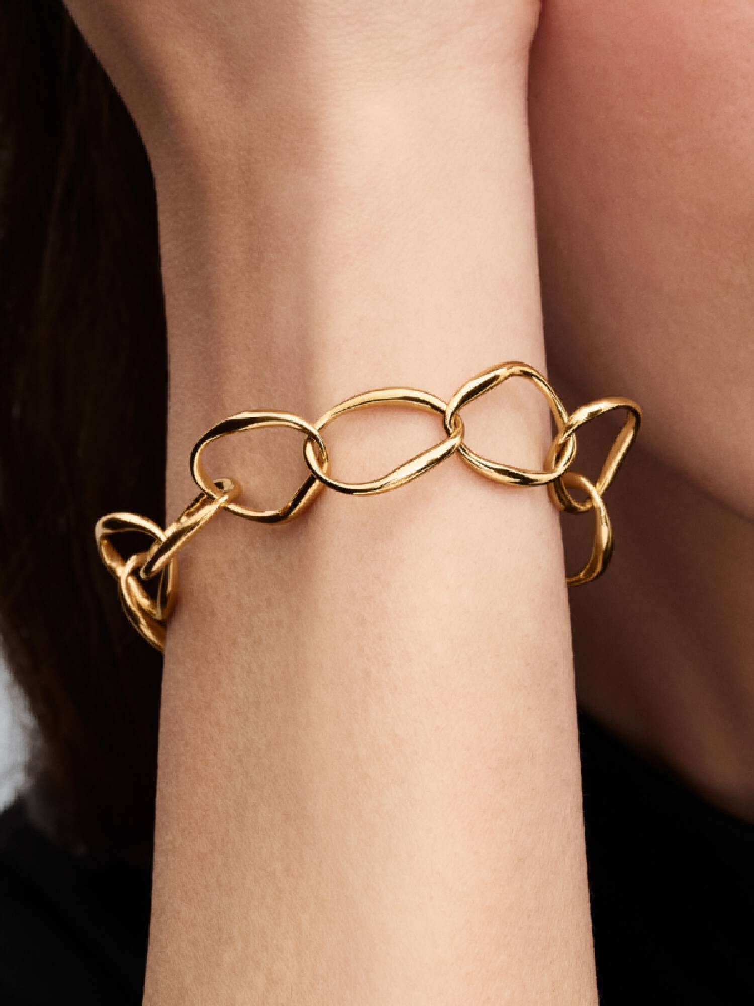 Pulseira de Elos com Forma Orgânica