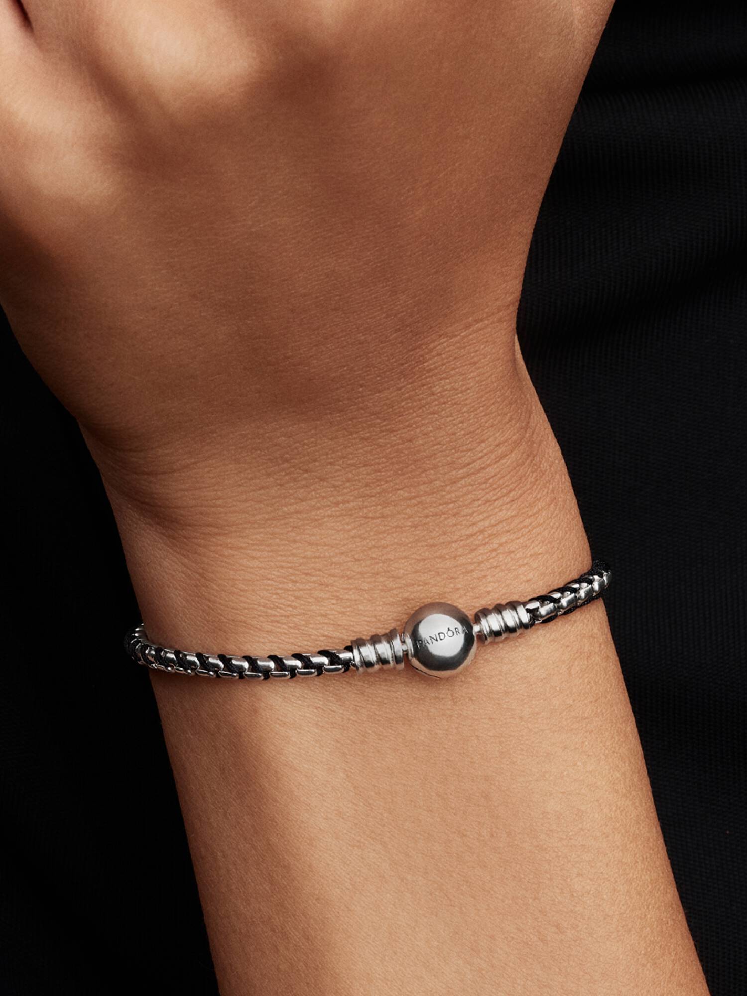 Pulseira de Corrente Caixa Cordão Preto