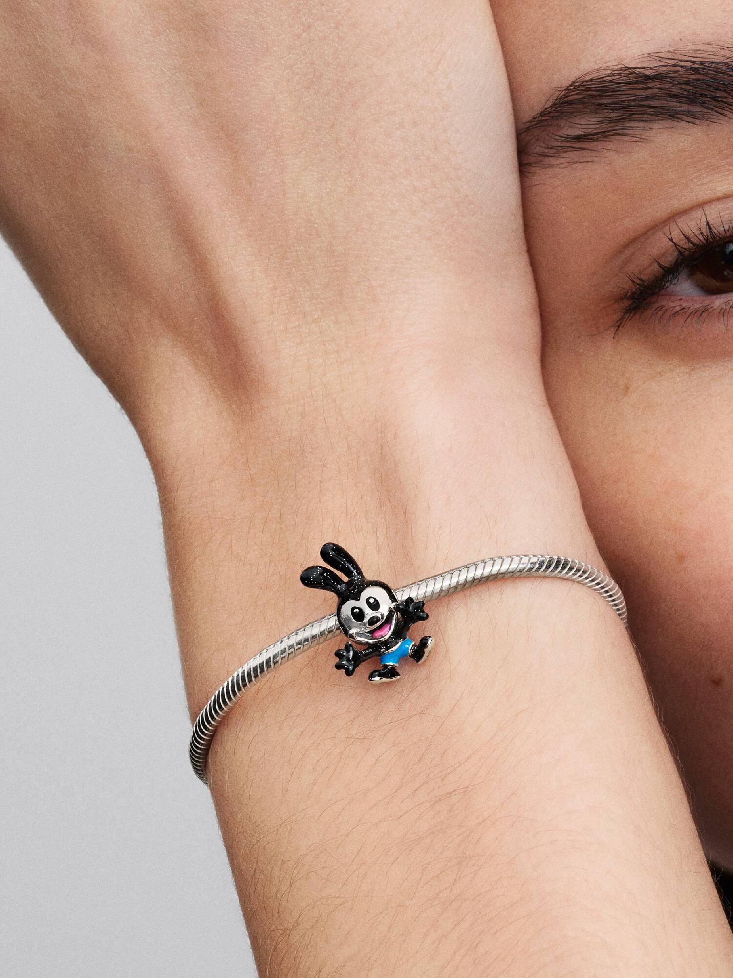 Conta Coelho da Sorte Oswald Disney