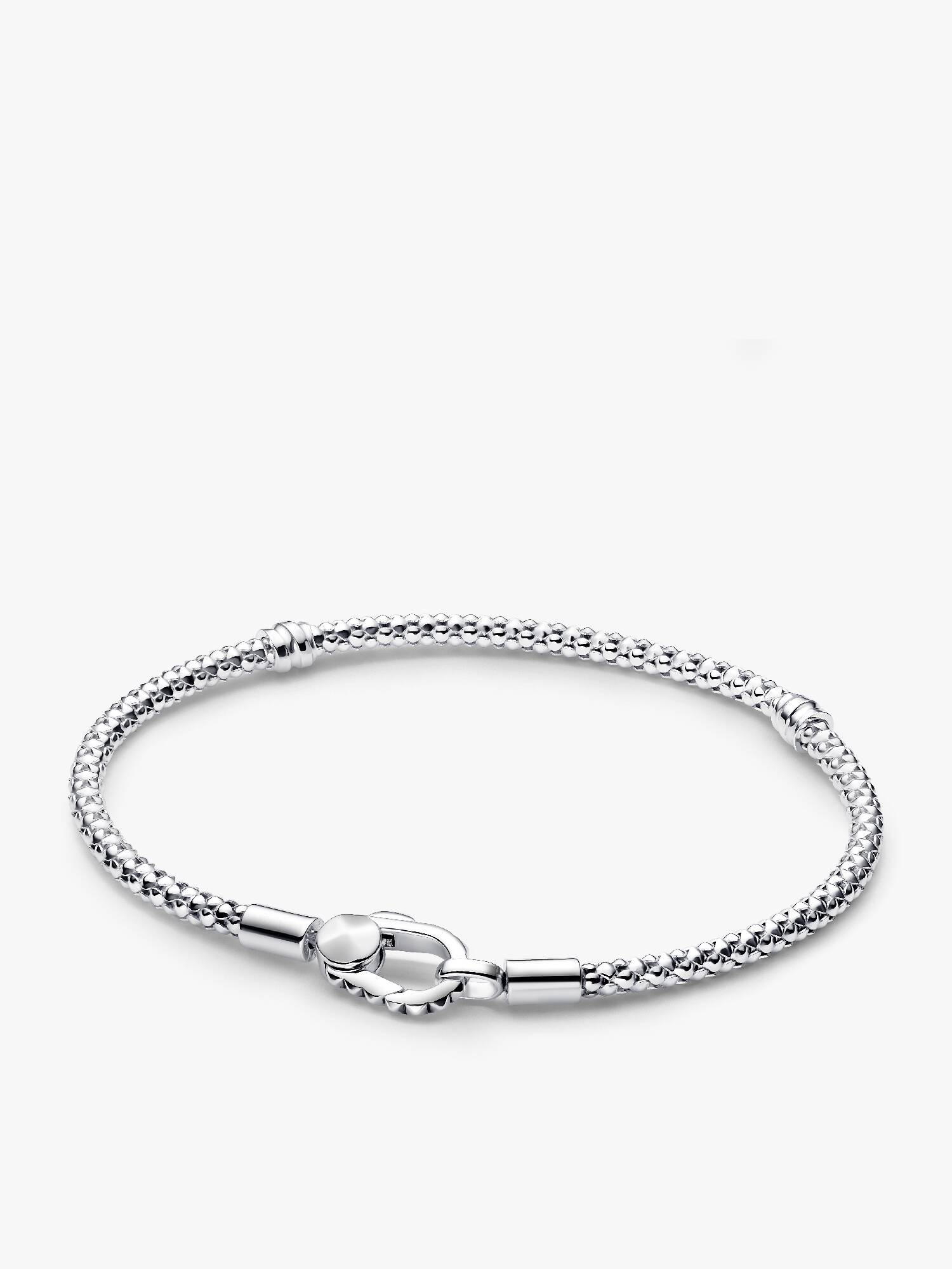 Pulseira de Corrente e Fecho com Tachas