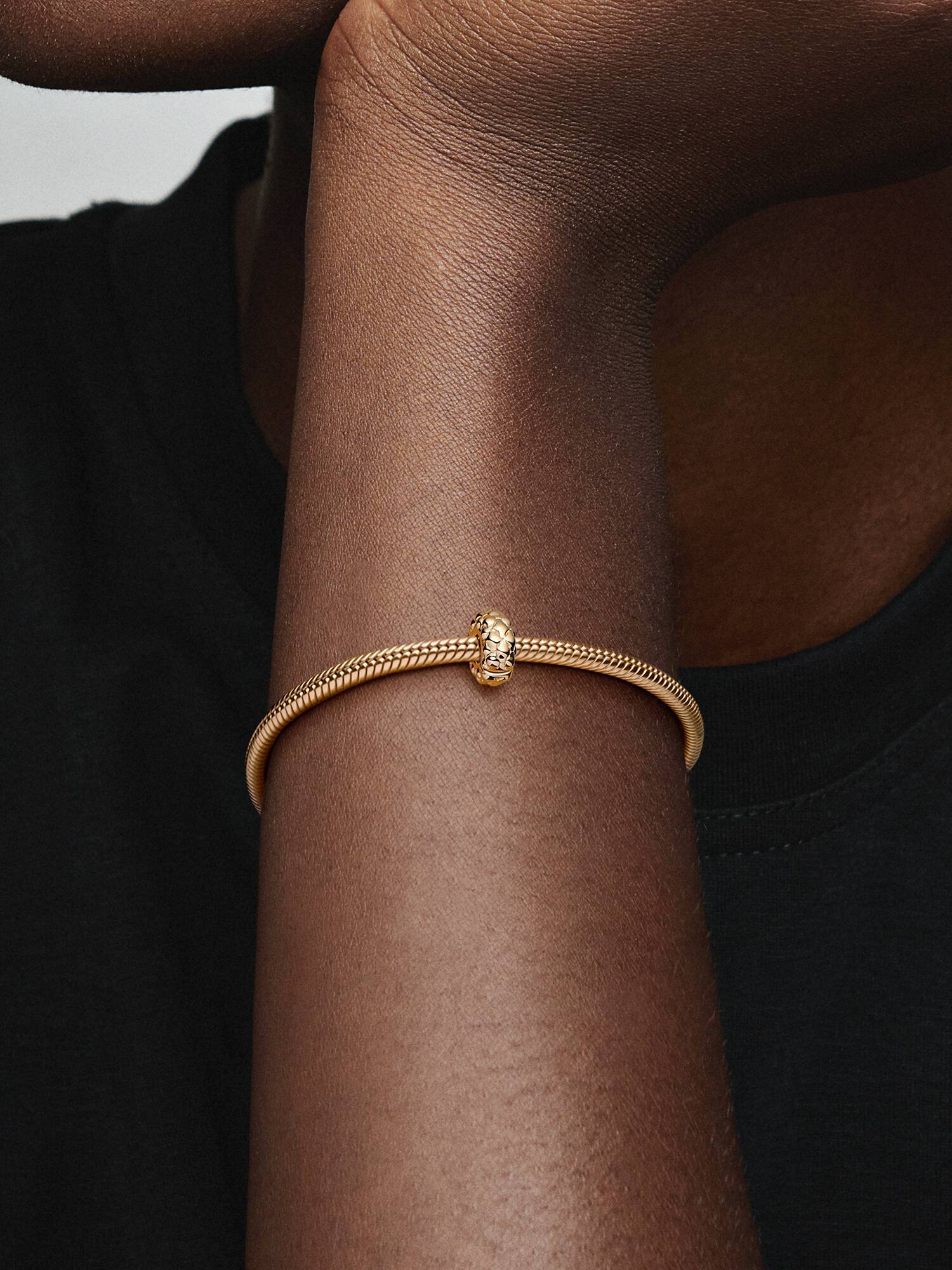 Clip Studded Slim