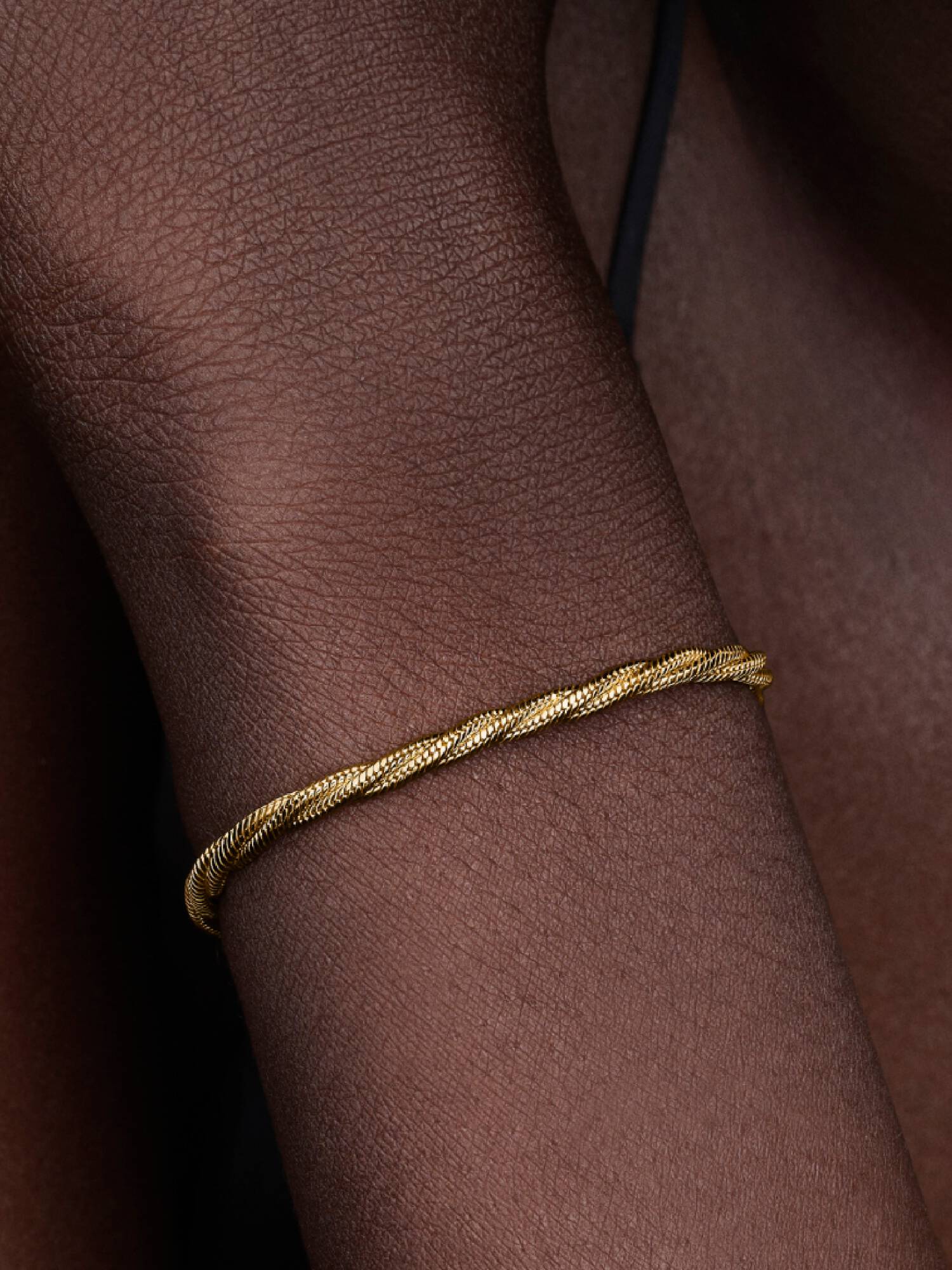 Pulseira de Malha Snake Torcida Fecho Redondo Pandora
