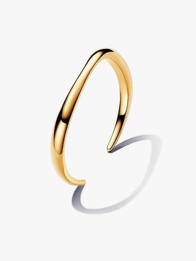 Pulseira aberta com design orgânico